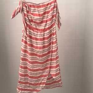 Beautiful new with tags lovers+friends Dress